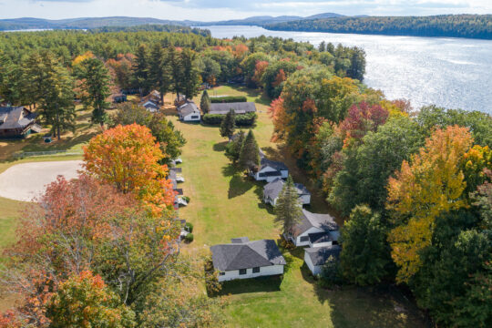 Camp has 18 shared cabins that comfortably sleep 8 – 10 guests each & 4 private cabins with double or queen beds